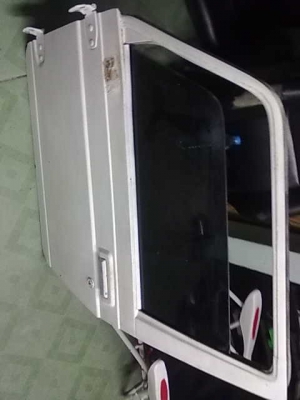 ขายประตูคาริเบียน  ซ้ายขวาครบชุด