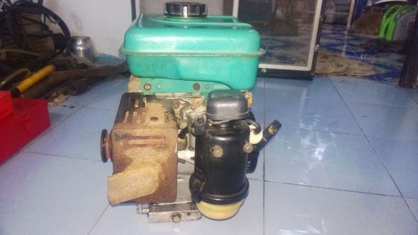 เครื่อง4จังหวะkawasaki FA130D 129CC สภาพดีสตารทติดง่าย