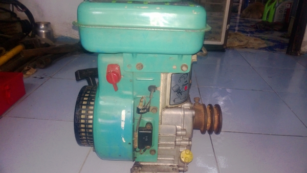 เครื่อง4จังหวะkawasaki FA130D 129CC สภาพดีสตารทติดง่าย