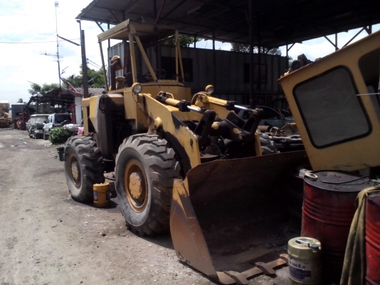 ขายรถตักล้อยางพร้อมใช้งาน