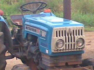 MISUBISHI D 2000 ขับเคลื่อนสี่ล้อ 20แรง  มีแต่ตัว สภาพดีพร้อมใช้งาน สนใจติดต่อ 089-9638932 อำเภอ ชัยบาดาล จังหวัด ลพบุรี