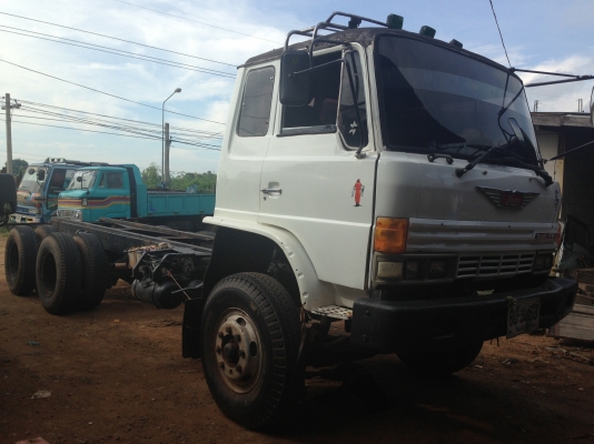 HINO F17 - 185 HP HO7C สิบล้อเพลาเดียว พร้อมทำเป็นรถหางปลาหรือเทรลเลอร์ได้เลยครับ เครื่องแน่นแรงดีลงเล่มครบถูกต้อง หัวเก๋ง F17 สภาพอย่างสวยไม่มีผุกร่อน ภายในสวยครบ พวงมาลัยเพาเวอร์ ระบบเบรคทริ๊ปฟี้ ช่วงล่างคัชซีไม่มีผุ ยางสภาพดี 10 เส้นประมาณ 70\% พร้อมใช้ HINO F17 - 185 HP HO7C สิบล้อเพลาเดียว พร้อมทำเป็นรถหางปลาหรือเทรลเลอร์ได้เลยครับ เครื่องแน่นแรงดีลงเล่มครบถูกต้อง หัวเก๋ง F17 สภาพอย่างสวยไม่มีผุกร่อน ภายในสวยครบ พวงมาลัยเพาเวอร์ ระบบเบรคทริ๊ปฟี้ ช่วงล่างคัชซีไม่มีผุ ยางสภาพดี 10 เส้นประมาณ 70\% พร้อมใช้