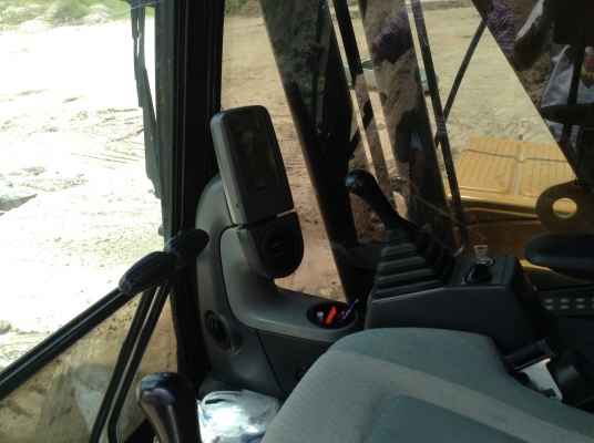 ขายรถแบคโฮCAT320Dกระบอกดำรถใหม่ป้ายแดงใช้งานน้อย8000กว่าชั่วโมง ขายรถแบคโฮCAT320Dกระบอกดำรถใหม่ป้ายแดงใช้งานน้อย8000กว่าชั่วโมง