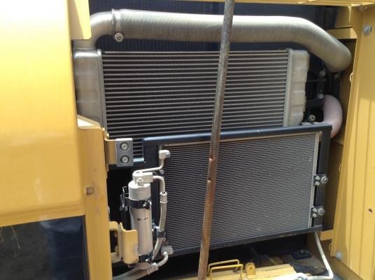 ขายรถแบคโฮCAT320Dกระบอกดำรถใหม่ป้ายแดงใช้งานน้อย8000กว่าชั่วโมง ขายรถแบคโฮCAT320Dกระบอกดำรถใหม่ป้ายแดงใช้งานน้อย8000กว่าชั่วโมง