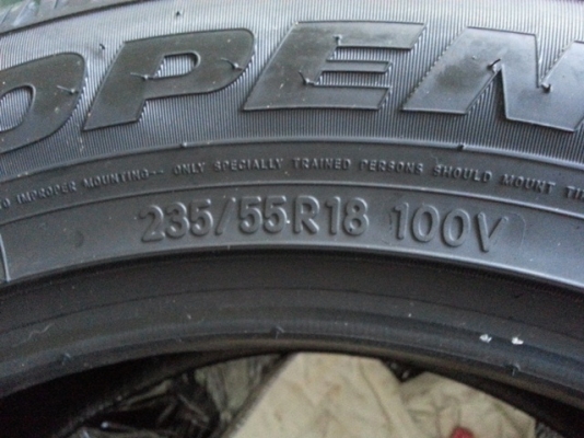 ขายยางสวยสุดๆ TOYO 235/55/18 ขายยางสวยสุดๆ TOYO 235/55/18