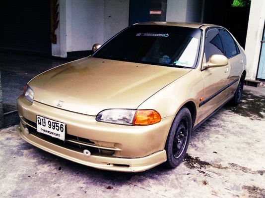 ขาย civic eg ปี93 เครื่อง d15b ติดแก๊ส 75000 บาท