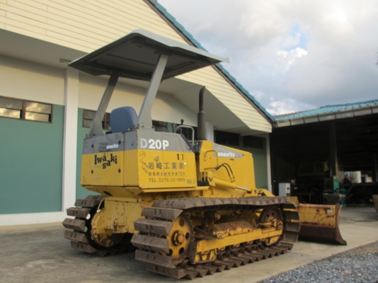 Komatsu D20P-7E ช.ม 2,298 เก่านอกไม่เคยใช้งานในไทยพร้อมใช้ สวยสภาพเดิม Komatsu D20P-7E ช.ม 2,298 เก่านอกไม่เคยใช้งานในไทยพร้อมใช้ สวยสภาพเดิม