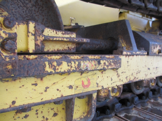 Komatsu D20P-7E ช.ม 2,298 เก่านอกไม่เคยใช้งานในไทยพร้อมใช้ สวยสภาพเดิม Komatsu D20P-7E ช.ม 2,298 เก่านอกไม่เคยใช้งานในไทยพร้อมใช้ สวยสภาพเดิม