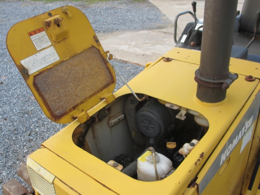 Komatsu D20P-7E ช.ม 2,298 เก่านอกไม่เคยใช้งานในไทยพร้อมใช้ สวยสภาพเดิม Komatsu D20P-7E ช.ม 2,298 เก่านอกไม่เคยใช้งานในไทยพร้อมใช้ สวยสภาพเดิม