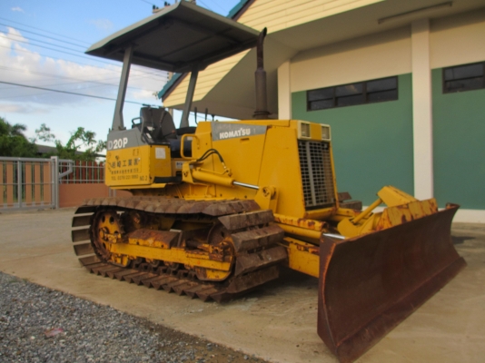Komatsu D20P-7E ช.ม 2,298 เก่านอกไม่เคยใช้งานในไทยพร้อมใช้ สวยสภาพเดิม