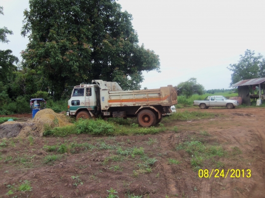 ขายหกล้อดั๊ม