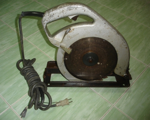 เลื่อยวงเดือน 10 นิ้ว makita รุ่น 5201N (1,450w.)