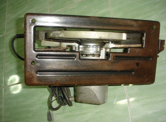 เลื่อยวงเดือน 10 นิ้ว makita รุ่น 5201N (1,450w.)