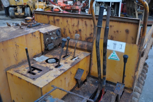 ขายรถบรรทุก ตีนตะขาบ(ใหญ่)แทรคเหล็ก ยกดั้ม นั้่งขับ สตาร์ทไฟฟ้า2สูบ สวยเดิมจากญี่ปุ่น85,000เท่านั้น!