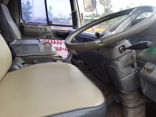 ขายด่วน รถสิบล้อสองเพลาดัมพ์  HINO  FM  1J เครื่อง  JO8C   ปี 40  พร้อมใช้งาน