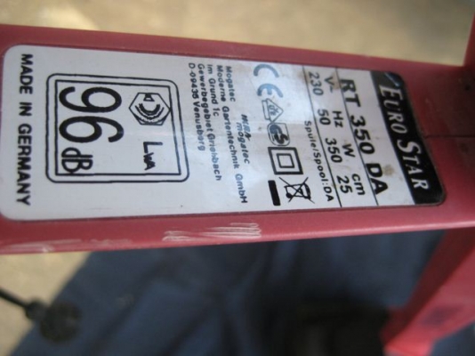 ขายเครื่องตัดหญ้าไฟฟ้า ยี้ห้อ EURO STAR จากเยอรมันนี มอเตอร์ 350 Watt สภาพสมบูรณ์ ขายเครื่องตัดหญ้าไฟฟ้า ยี้ห้อ EURO STAR จากเยอรมันนี มอเตอร์ 350 Watt สภาพสมบูรณ์