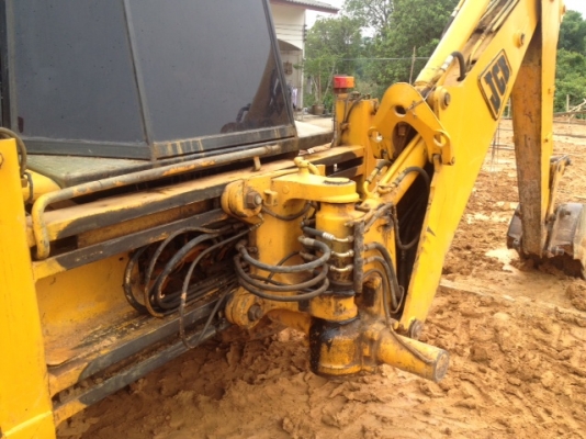 ขาย jcb 3cx serial 40xxxx