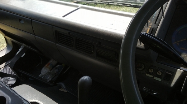 HINO FF1JPKA เครื่อง JO8C ตู้10บาน ยาว7.3 เมตร รถห้างแท้ปี2544เครื่องเหมือนใหม่ครับ แคซซีสวยมากๆ แอร์เย็นๆ รถไม่เคยทำสีสภาพเดิมมากๆรถเข้าเช็คศูนย์ตลอดยาง900/20สภาพ80\%ใช้ได้อีกนานน HINO FF1JPKA เครื่อง JO8C ตู้10บาน ยาว7.3 เมตร รถห้างแท้ปี2544เครื่องเหมือนใหม่ครับ แคซซีสวยมากๆ แอร์เย็นๆ รถไม่เคยทำสีสภาพเดิมมากๆรถเข้าเช็คศูนย์ตลอดยาง900/20สภาพ80\%ใช้ได้อีกนานน