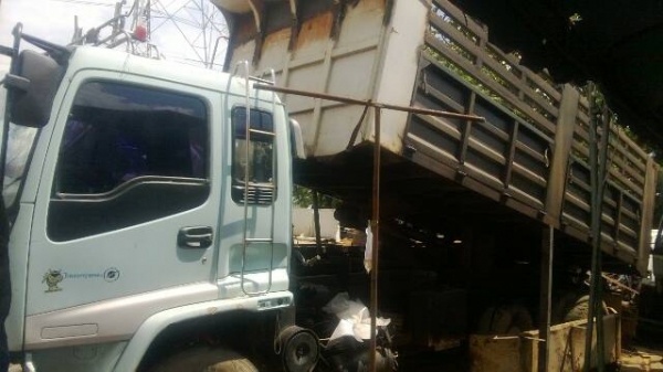 Isuzu Deca 270 แรง เดิม ๆ มีระบบลากพ่วง ปี 42 Euro_1