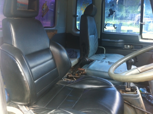 ขายรถ บรรทุก ร็อกกี่ 195 สภาพดี