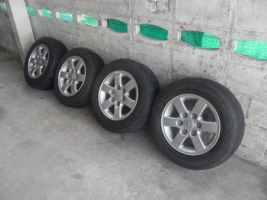 ล้อแม็ก 16นิ้ว 6รู ปาเจโร พร้อมยาง225/60R16ปี09 สวยๆ 4 ล้อ ราคา 6900 บาท ล้อแม็ก 16นิ้ว 6รู ปาเจโร พร้อมยาง225/60R16ปี09 สวยๆ 4 ล้อ ราคา 6900 บาท