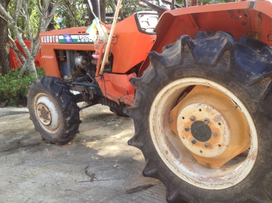 ขายรถไถ KUBOTA L2602 DT 2เพลา 26 แรง เครื่องยนต์ดีเซล 4สูบ