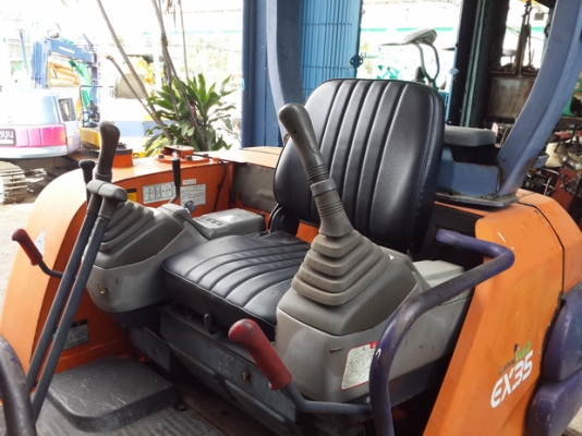 ขาย รถขุด HITACHI รุ่น EX35 มือสองญี่ปุ่น ขาย รถขุด HITACHI รุ่น EX35 มือสองญี่ปุ่น