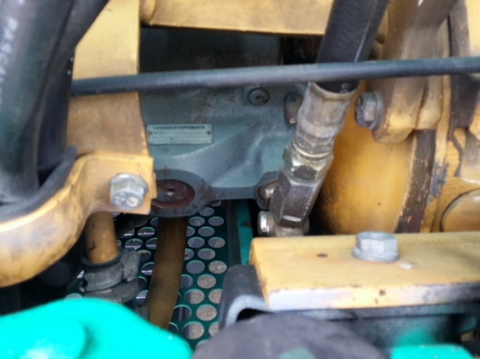 ขาย รถขุดเล็ก KOMATSU รุ่น PC30-7- หัวเก๋ง แทร็กเหล็ก มือสองญี่ปุ่น ขาย รถขุดเล็ก KOMATSU รุ่น PC30-7- หัวเก๋ง แทร็กเหล็ก มือสองญี่ปุ่น