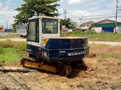 ขายPC 60-5 รถเก่านอก ซีเรียล 2XXXX ราคา 450,000 บาท เจ้าของขายเอง ราคาต่อรองได้