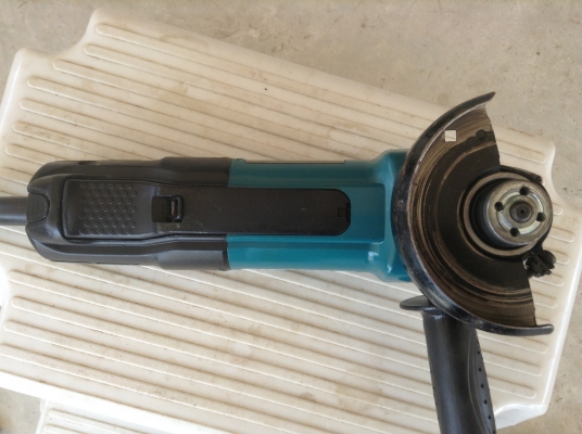 ขายหินเจียร์ ยี่ห้อมากีต้า รุ่น 9556HP