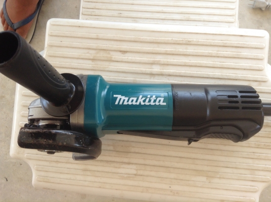 ขายหินเจียร์ ยี่ห้อมากีต้า รุ่น 9556HP