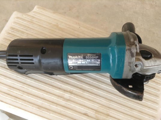 ขายหินเจียร์ ยี่ห้อมากีต้า รุ่น 9556HP