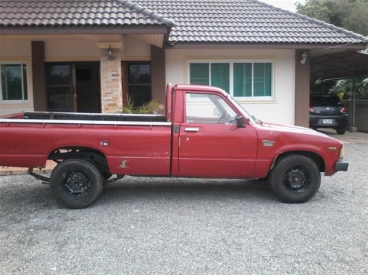 ขาย Toyota LN40 ม้ากระโดด 5 ขอปี 92 เครื่องดีเซล 2200 ทะเบียนเต็มเอกสารพร้อมชุดโอนรถเจ้าของใช้เอง