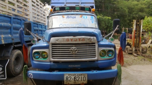 ขาย 6 ล้อใหญ่