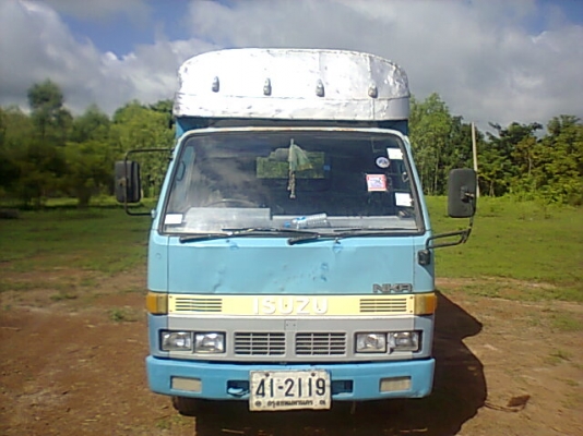 ขาย 4 ล้อ NKR55EU1M รถห้างแท้มือเดียวปี 37 เครื่อง 4JB1 88 แรงม้าแห้งไม่หลวม เกียร์สั้น ดั้มหัวได้ คัสซีสวยตลอดเส้น ยางเต็ม 4 เส้น ทะเบียนเต็มพร้อมโอน