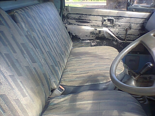 ขาย 4 ล้อ NKR55EU1M รถห้างแท้มือเดียวปี 37 เครื่อง 4JB1 88 แรงม้าแห้งไม่หลวม เกียร์สั้น ดั้มหัวได้ คัสซีสวยตลอดเส้น ยางเต็ม 4 เส้น ทะเบียนเต็มพร้อมโอน