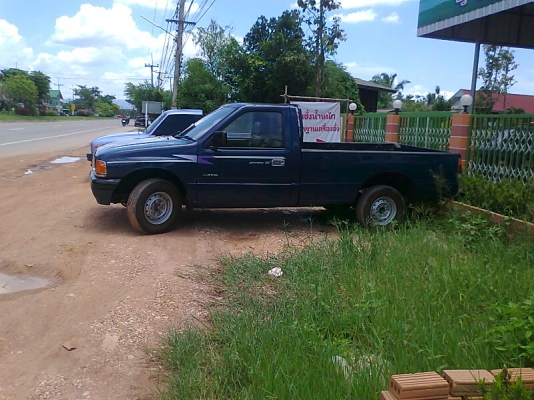 ISUZU SPARK EX ปี 36 รถสวย มีทะเบียนภาษีครบ.