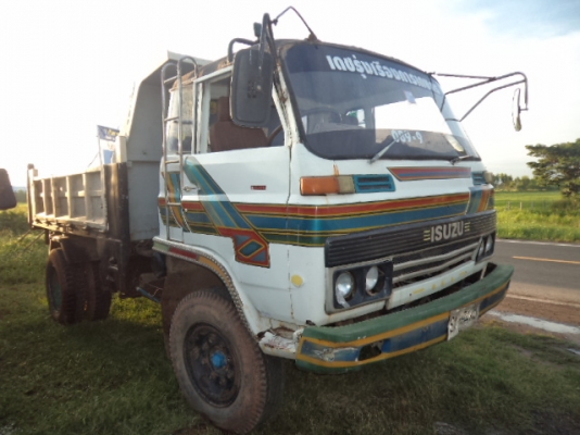 ขายรถอีซูซุ6ล้อดั้ม เครื่อง145แรงม้า เอกเอกสารพร้อมโอน