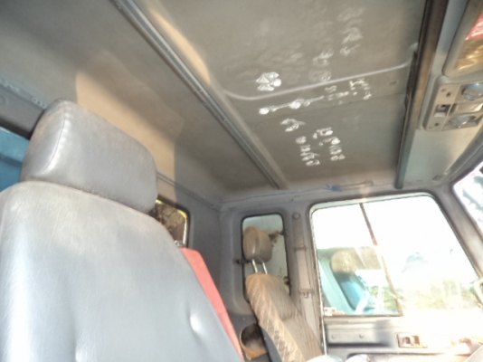 ขายรถ6ล้อดั้มอีซูซุร็อก195แรง สภาพพร้อมใช้งาน