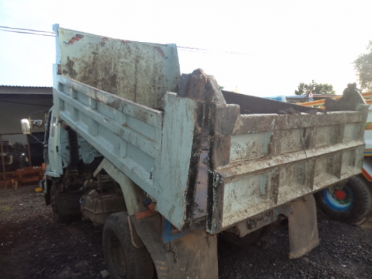 ขายรถ6ล้อดั้มอีซูซุร็อก195แรง สภาพพร้อมใช้งาน