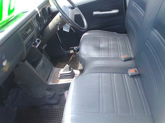 Mazda 1300 ปี 35 รถสวย มีแอร์ มีทะเบียนครบ.รถบ้าน ๆ.