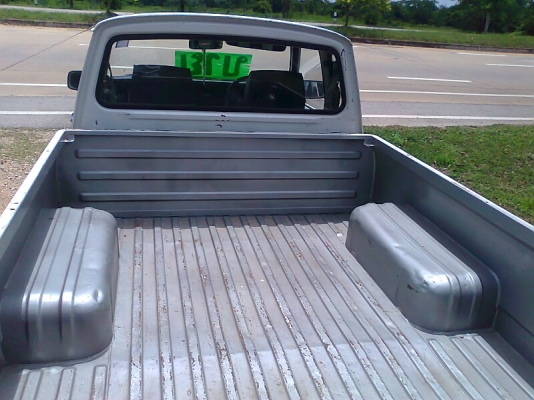 Mazda 1300 ปี 35 รถสวย มีแอร์ มีทะเบียนครบ.รถบ้าน ๆ.