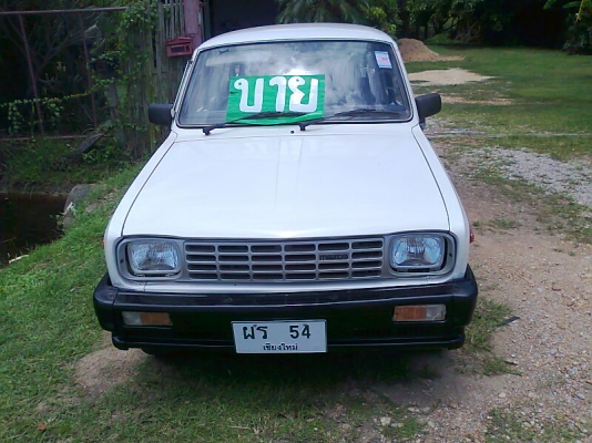 Mazda 1300 ปี 35 รถสวย มีแอร์ มีทะเบียนครบ.รถบ้าน ๆ.