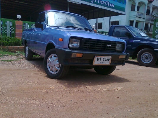 Mazda 1000 เกียร์ 4 เกียร์ มีแอร์เย็นฉ่ำ มีทะเบียน ภาษีเต็ม