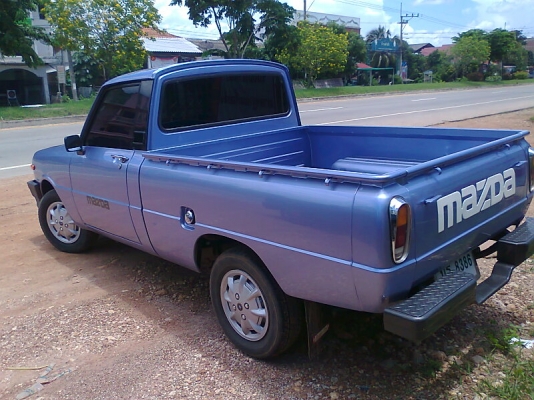 Mazda 1000 เกียร์ 4 เกียร์ มีแอร์เย็นฉ่ำ มีทะเบียน ภาษีเต็ม