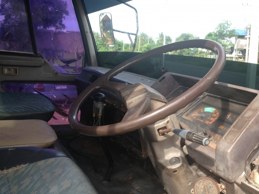 MITSUBISHI FUSO FN527 - 195 HP 6D16 10 SPEED รถหางปลาสิบล้อ 2 เพลา ใช้ลากรถแบ็คโฮร PC 200 ได้เลยครับ เครื่องแห้งแรงดีไม่มีเยิ้ม ภายในเก๋งคอนโซลสวยครบพร้อม พวงมาลัยเพาเวอร์ ระบบเบรคทริ๊ปฟี้ ช่วงล่างคัชซีสวยเดิมๆไม่มีบวม ยางสภาพดี 70\% พร้อมลากพร้อมบรรทุกได้ MITSUBISHI FUSO FN527 - 195 HP 6D16 10 SPEED รถหางปลาสิบล้อ 2 เพลา ใช้ลากรถแบ็คโฮร PC 200 ได้เลยครับ เครื่องแห้งแรงดีไม่มีเยิ้ม ภายในเก๋งคอนโซลสวยครบพร้อม พวงมาลัยเพาเวอร์ ระบบเบรคทริ๊ปฟี้ ช่วงล่างคัชซีสวยเดิมๆไม่มีบวม ยางสภาพดี 70\% พร้อมลากพร้อมบรรทุกได้