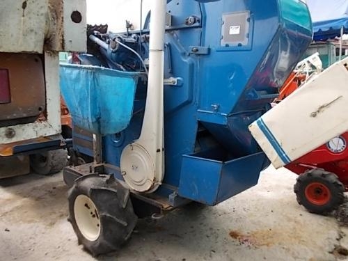 เครื่องนวดข้าว รหัสสินค้า :12000855 ขายถูก!! รถนวดข้าว นำเข้าจากญี่ปุ่น www.nihonmono.com