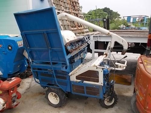 เครื่องนวดข้าว รหัสสินค้า :12000855 ขายถูก!! รถนวดข้าว นำเข้าจากญี่ปุ่น www.nihonmono.com