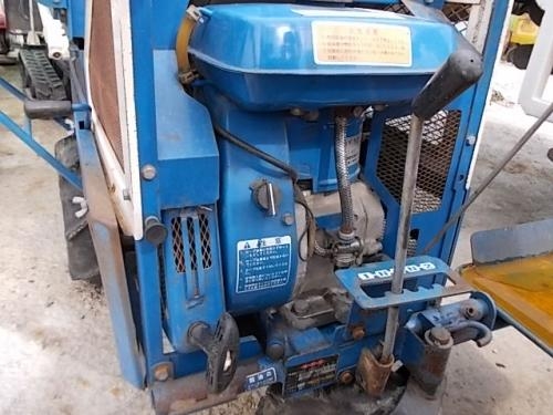 เครื่องนวดข้าว รหัสสินค้า :12000855 ขายถูก!! รถนวดข้าว นำเข้าจากญี่ปุ่น www.nihonmono.com