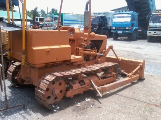 ขายแทรกเตอร์ิโคมัสสุและมิซูบิซิรุ้นห้าสองคันคันละหนึ่งแสนห้าเหมื่อนรถพร้อมใช้งาน